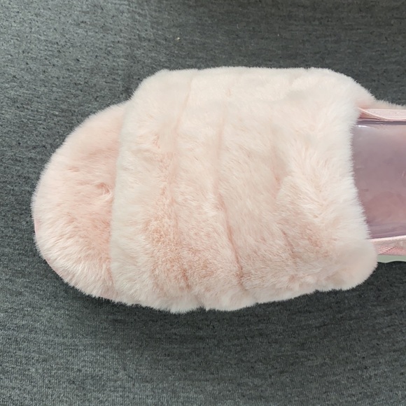 NIB Kookaburra by UGGS size 8 pink slippers - Picture 4 of 5